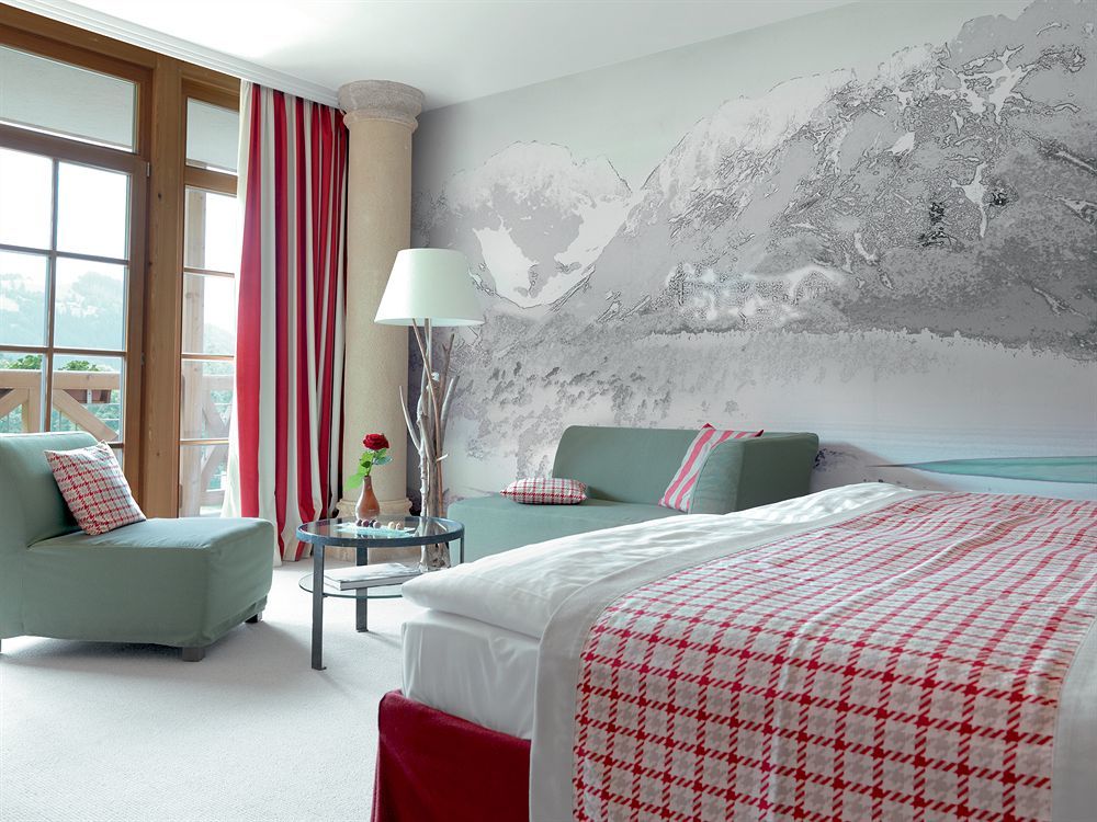 Schlosshotel Kitzbuehel A-Rosa Collection Екстериор снимка A room at the Hotel Schatzalp