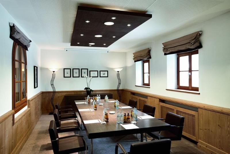 Schlosshotel Kitzbuehel A-Rosa Collection Екстериор снимка Meeting room